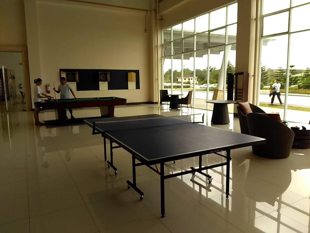 Holy Family Condo At Wind Residences,Tagaytay Tagaytay City Exteriör bild
